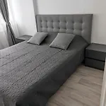 Yellow Apartment In Bucharest