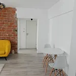 Yellow Apartment In Bucharest